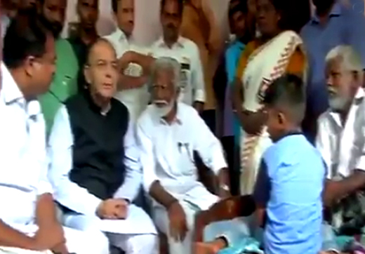 Arun Jaitley visits family of murdered RSS activist in Kerala